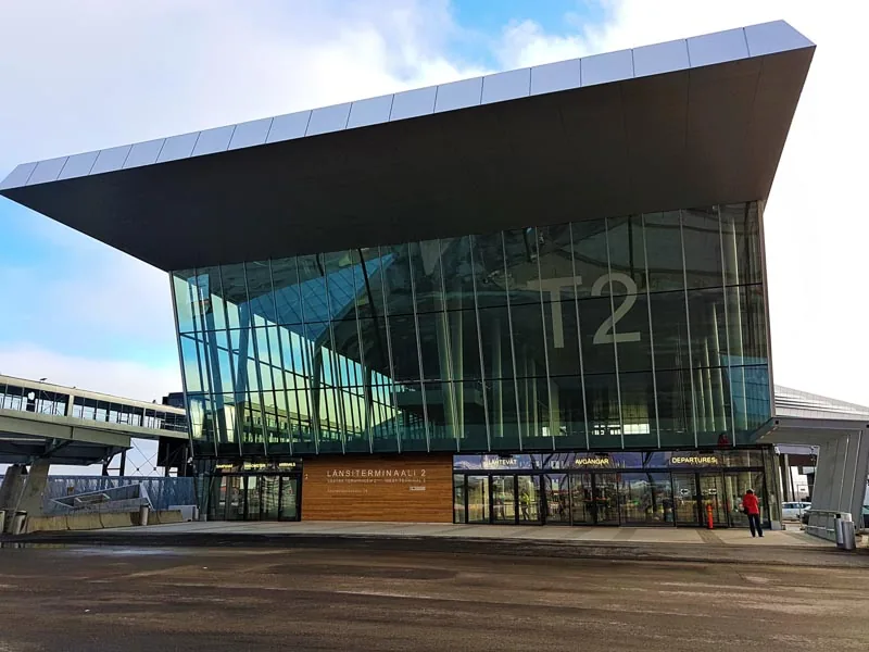Länsiterminaali 2